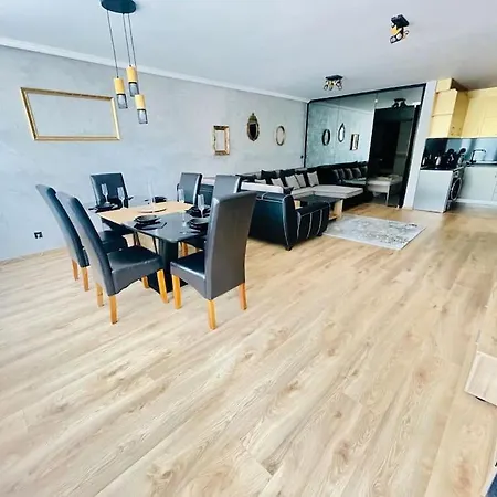 Apartment Golden